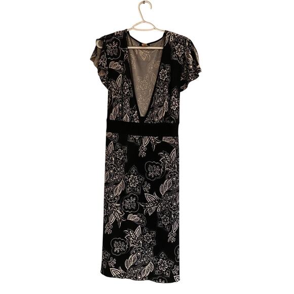 Hourglass Dresses & Skirts - Hourglass Black Floral Dress Deep V-Neck Sz 18/20 Y2K Dramatic Waist Detail